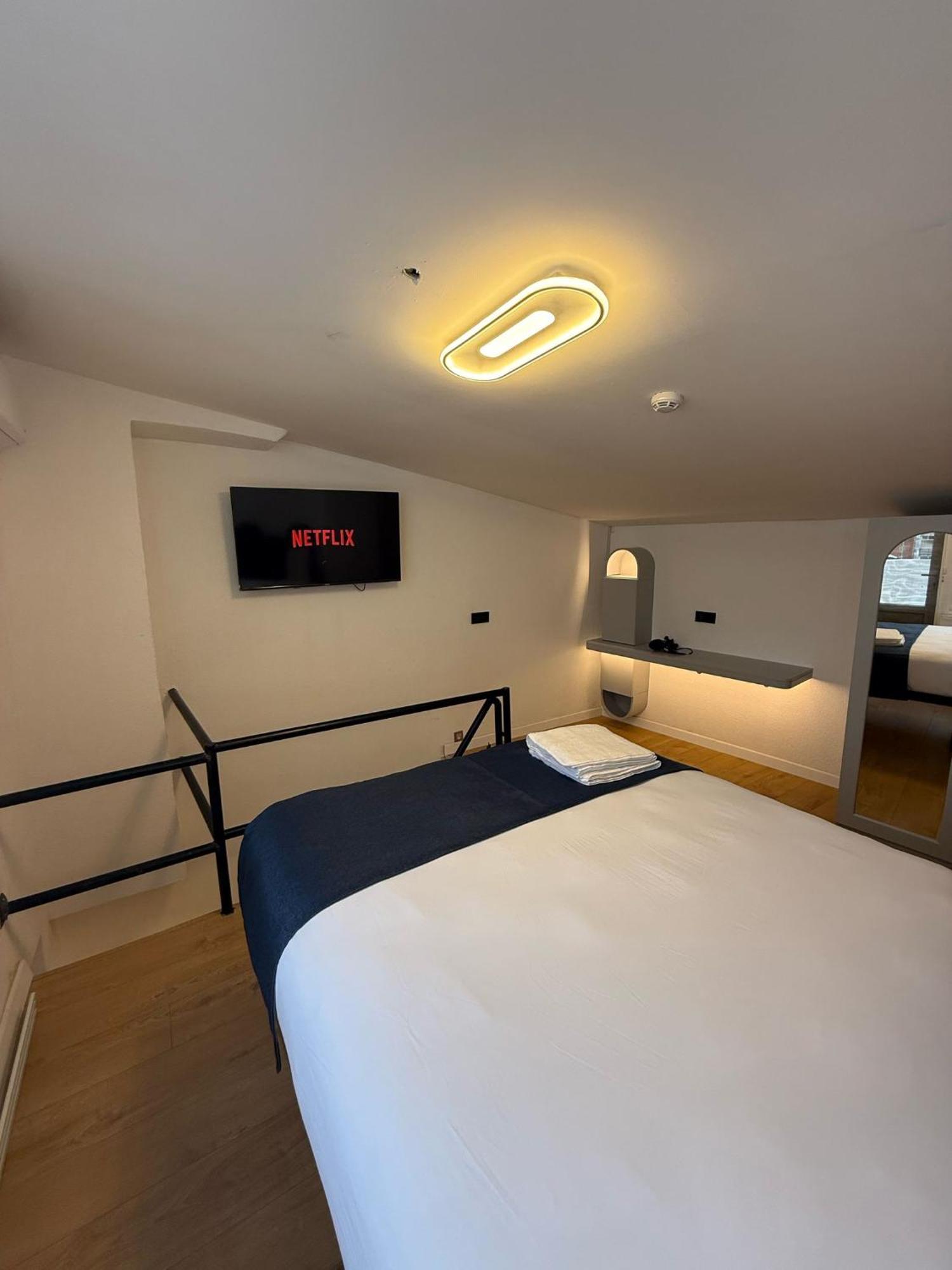 Corner Hot Hotel Istanbul Exterior photo